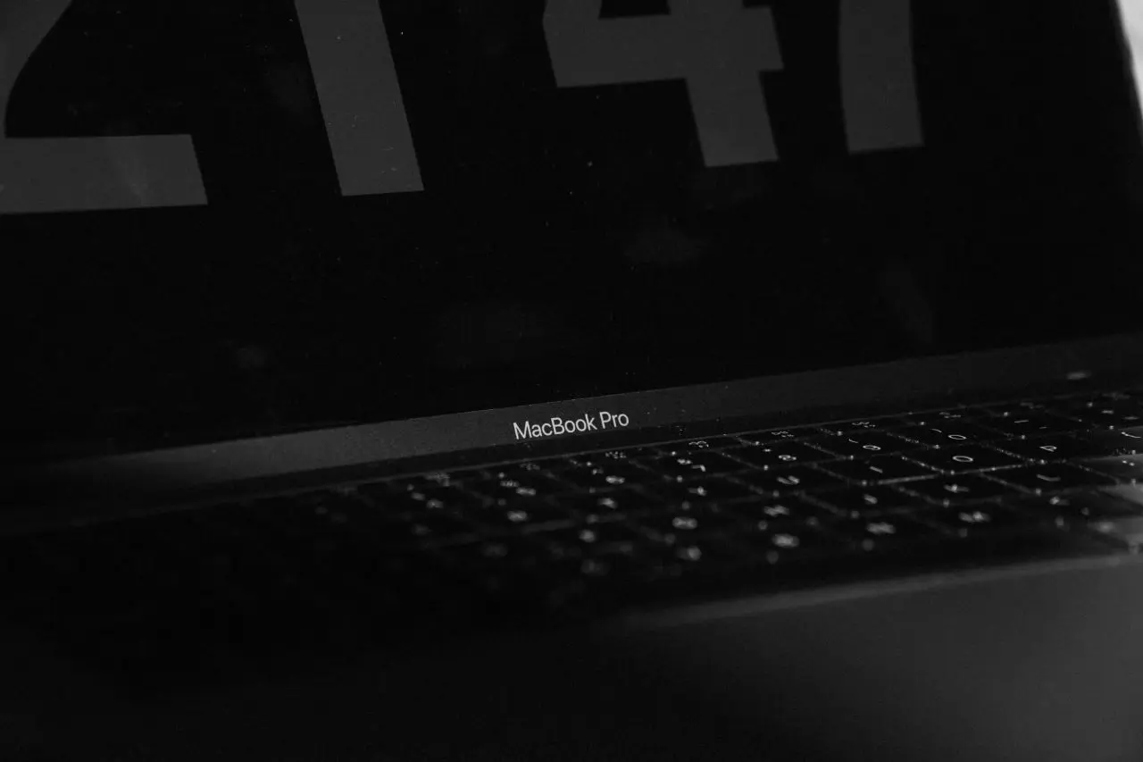 MacBook Pro z procesorem Apple M